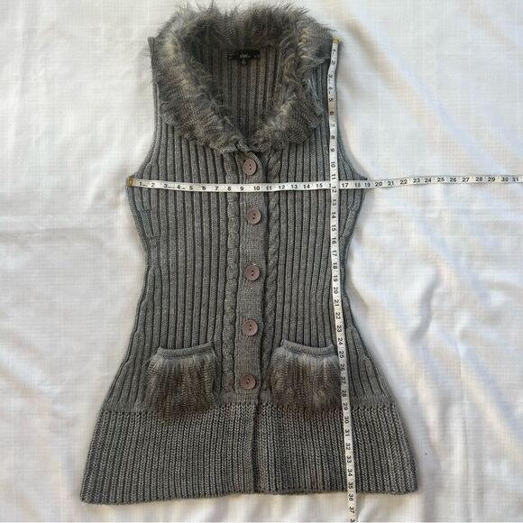 Sioni Wool Blend Faux Fur Long Sleeveless Cardigan Button Vest Size XL - Picture 10 of 15